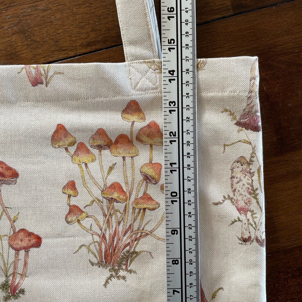 REVERSIBLE Mushroom & Moth tote bag - Handmade - Picture 9 of 10